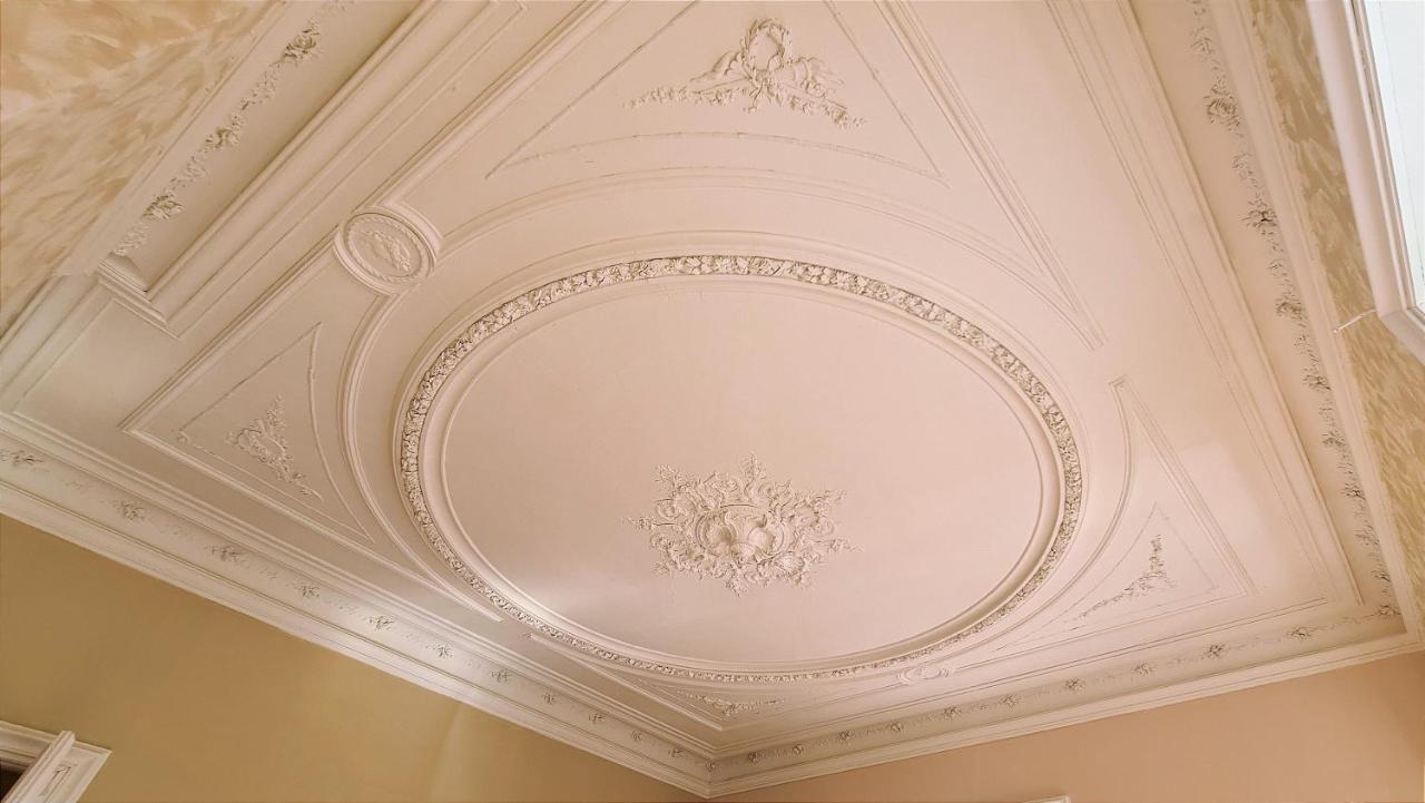 Chez Dedou Et Madou Bed & Breakfast Florensac Екстериор снимка